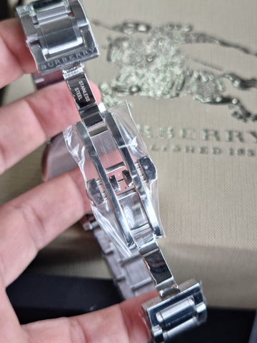 Burberry Men’s Stainless Steel Swiss Made Black Dial 38mm Watch BU9001